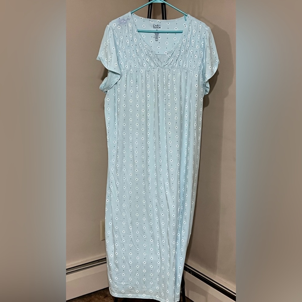 Nightgown